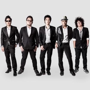 คอร์ดเพลง เธอคือใคร ETC