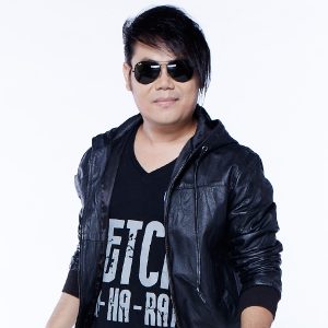 คอร์ดเพลง คิดฮอดสิอดเอา เพชร สหรัตน์