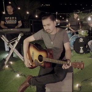 คอร์ดเพลง ยังรักกันไหม วงกล้วยไม้ พาราฮัท