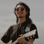 นายแว่นตา