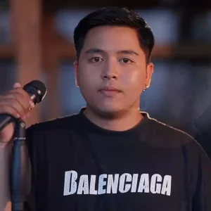 คอร์ดเพลง อยู่ไปก็ไร้ค่า แบงค์ ล็อกอิน