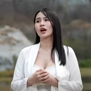 คอร์ดเพลง ยังรักอยู่เหลย เปรี้ยว พุธิตา