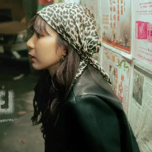 คอร์ดเพลง ว่า (How should I feel?) Miteennn