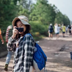  หญิงสาวผู้รื่นเริง Mr.Blue (นายสีฟ้า)