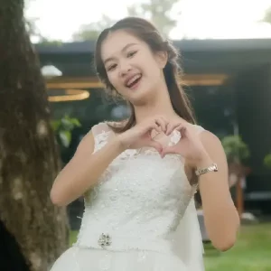 คอร์ดเพลง เป็นได้ทุกอย่างยกเว้นแฟน จินน้อย ft. WANMAI คอร์ดเพลง เป็นได้ทุกอย่างยกเว้นแฟน จินน้อย ft. WANMAI