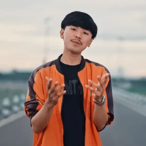 คอร์ดเพลง รักแท้แพ้เครื่องแบบ เต้ ธีรภัทร์