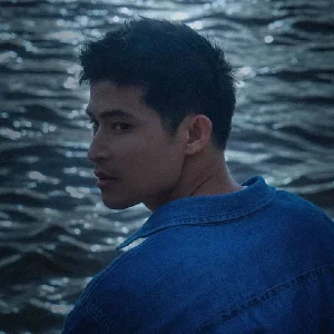  ฝากผลา (ຝາກບຸນ) ตูมตาม ยุทธนา