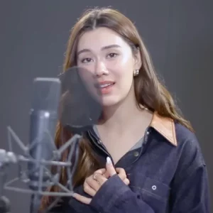 คอร์ดเพลง ที่ปลอดภัยใกล้ฉัน ลีน่า ลลินา (Lena Lalina)