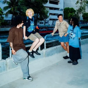 คอร์ดเพลง โลกของเราที่เธอทิ้งไว้ Lost Polaroids