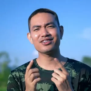 คอร์ดเพลง รอผู้บ่าวทหาร ยังอี้ วีระพล
